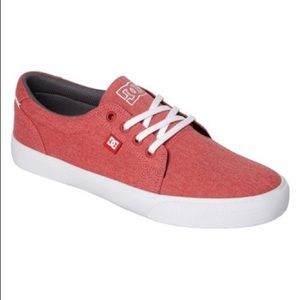 red dc shoes